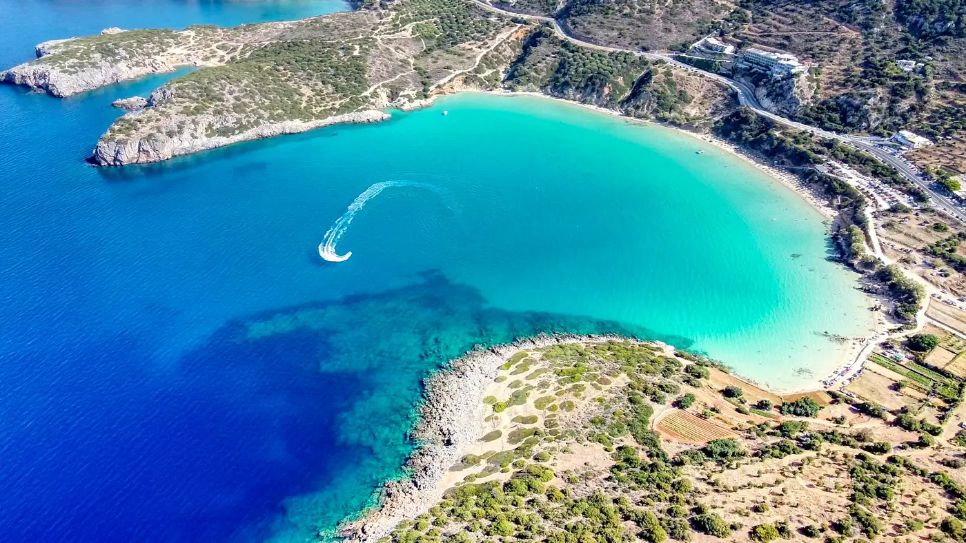 Roze zandstrand van Elafonisi op Kreta